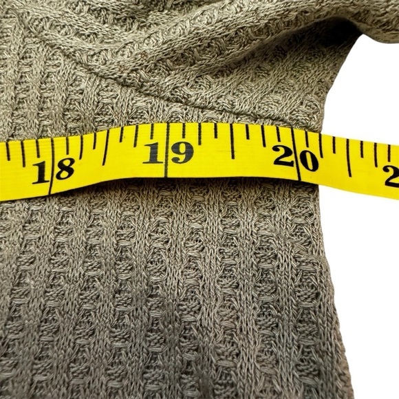 Belle by Kim Gravel Waffle Button Tie-Front Top Size XS Long Sleeve V Neck NWT - Picture 11 of 17